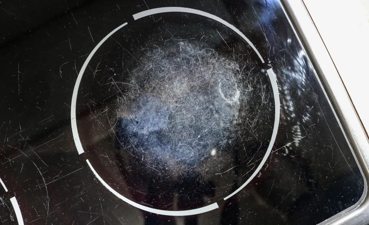 Kochfeld sauber kriegen: Effektive und umweltfreundliche Tricks